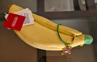 Estuche Banana Donkey Kong Nintendo