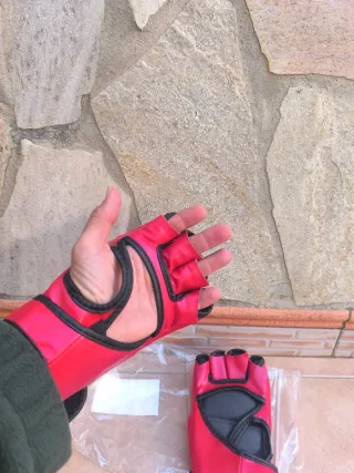 Guantes MMA Rojos