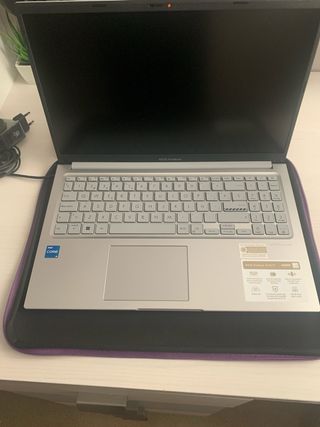 ordenador portátil Asus 