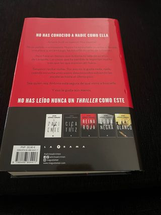 Reina Roja / Red Queen (LA TRILOGÍA REINA ROJA)...