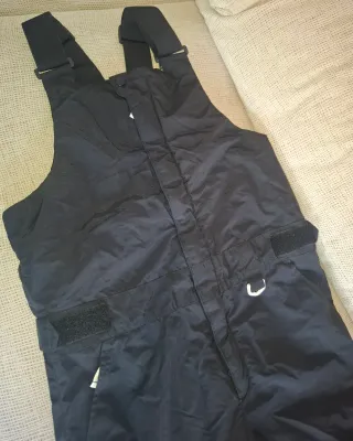 Mono de Nieve Negro Impermeable