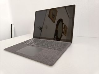 Potente Surface Laptop 5 i7/16GB, perfecto estado