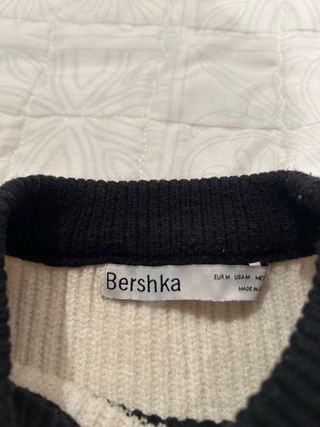 Jersey Bershka Rayas Blanco y Negro