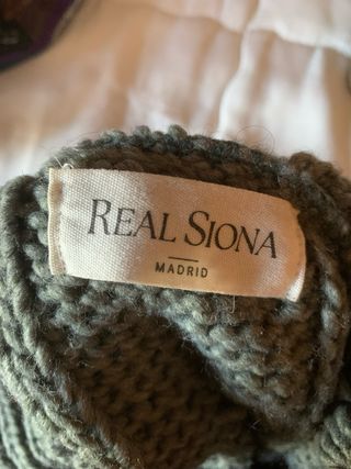 Jersey verde cuello vuelto trenzado