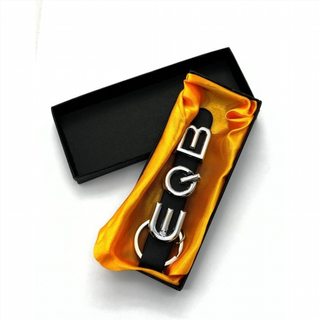 Llavero de cuero con logo mercedes EQB Perfecto p