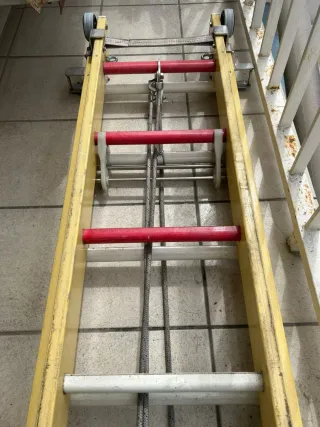 Escalera Arizona, escalera, placas