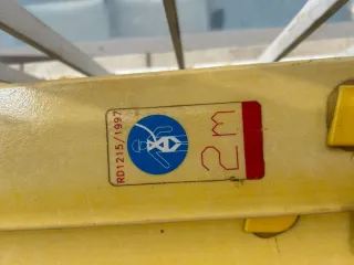 Escalera Arizona, escalera, placas
