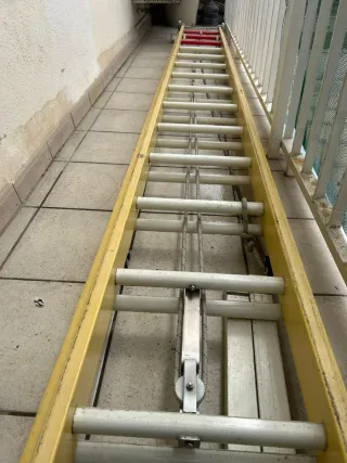 Escalera Arizona, escalera, placas