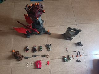 Playmobil Castillo Dragón y Figuras
