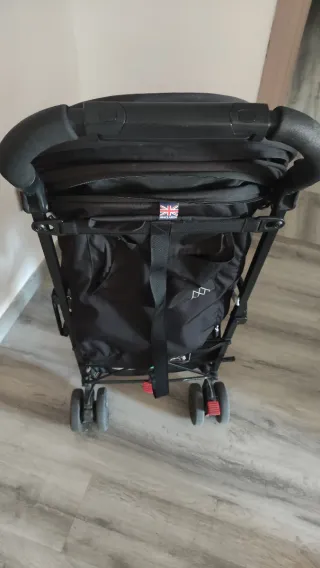 Silla de paseo Maclaren.