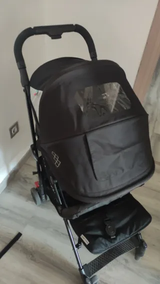 Silla de paseo Maclaren.