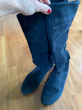 Stivali neri similpelle