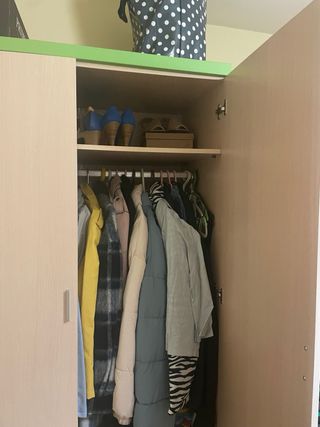 2 Armarios, uno color verde y otro azul