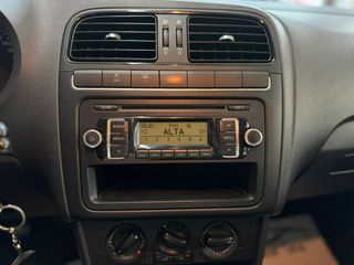 Volkswagen Polo 1.4 Advance 85cv