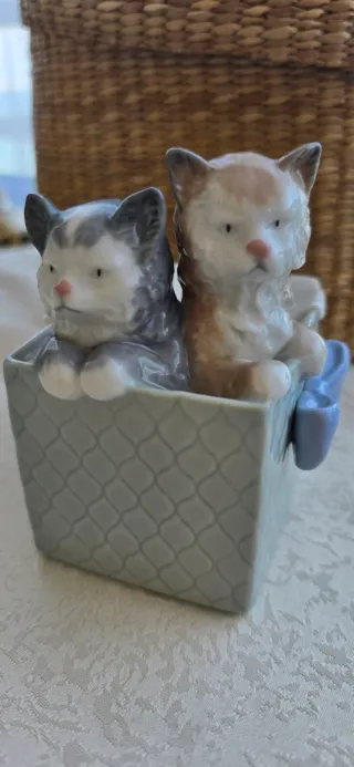 Figura NAO Lladró Gatitos en Cesta