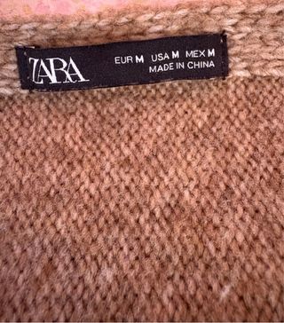 Bufanda de punto marrón