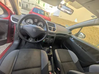 Peugeot 207 2008 130mil kms