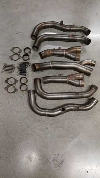 COLECTORES BMW S 1000XR AKRAPOVIC