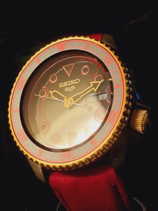 Seiko 5 Sport Street Fighter V Ken Edizione Limita