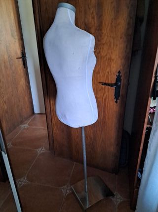 Maniquí de ropa blanco altura regulable 