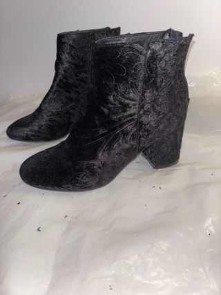 Stivaletti neri in velluto damascato