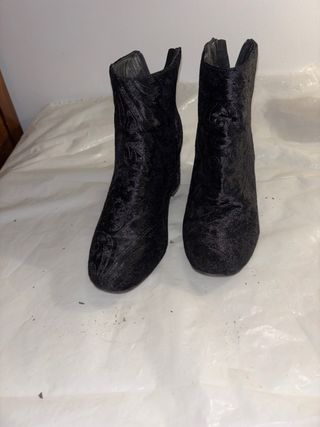 Stivaletti neri in velluto damascato