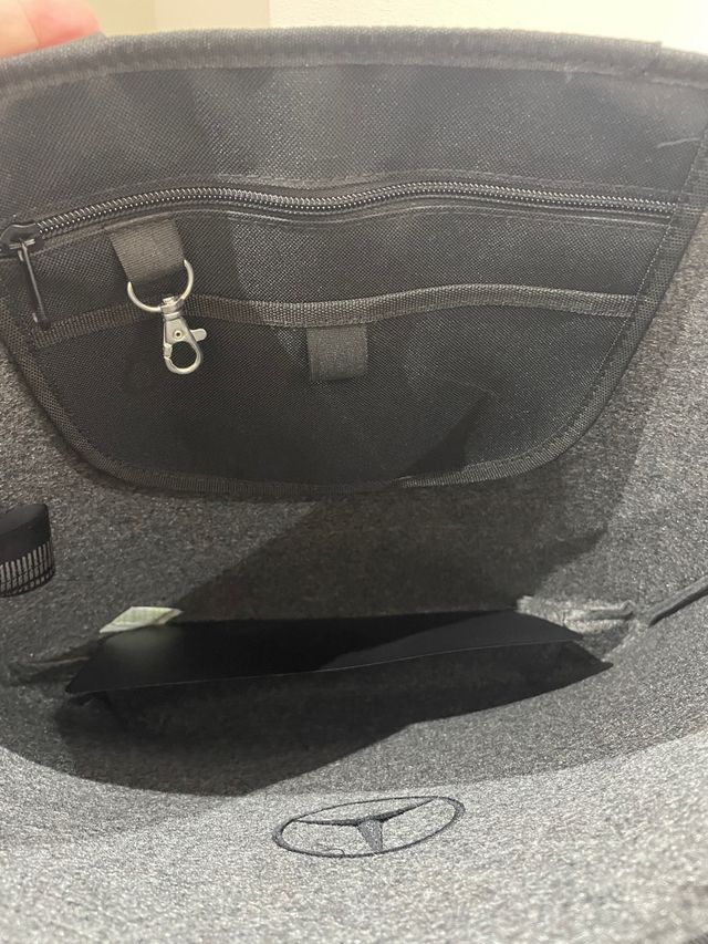 Bolso Mercedes-Benz Gris