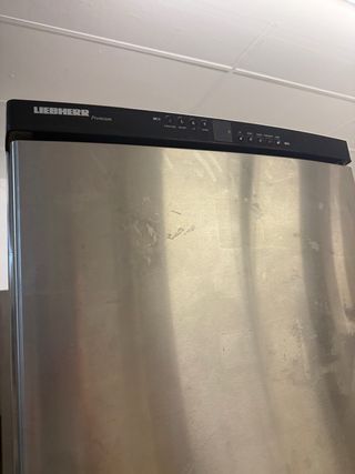Nevera Liebherr 200x60 con garantía