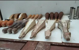 Pata antigua madera maciza mueble armario cómoda