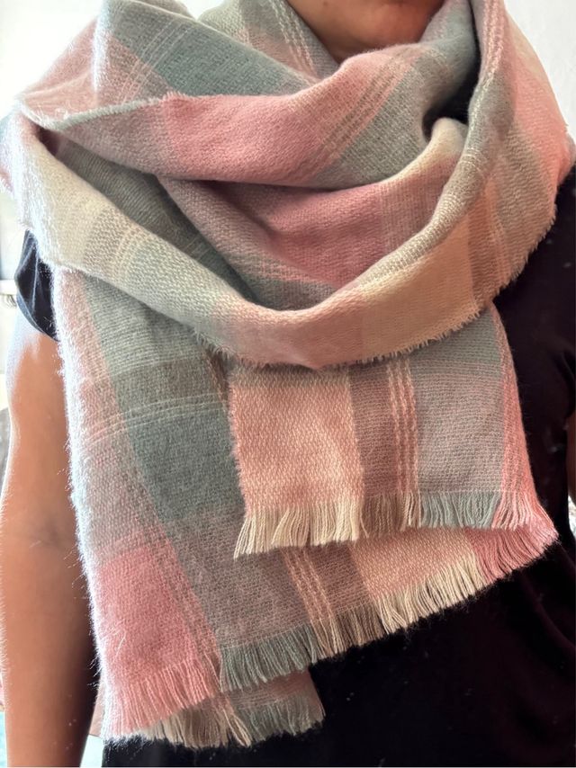 Bufanda Chal Cuadros Rosa, beig, marrón y azul