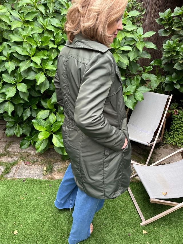 Gabardina impermeable Freesoul verde oliva