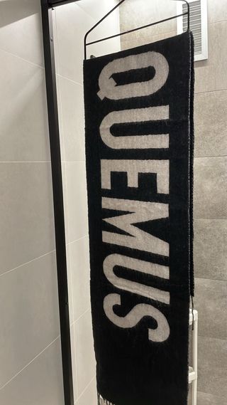 Bufanda Jacquemus Mujer Negra y Blanca