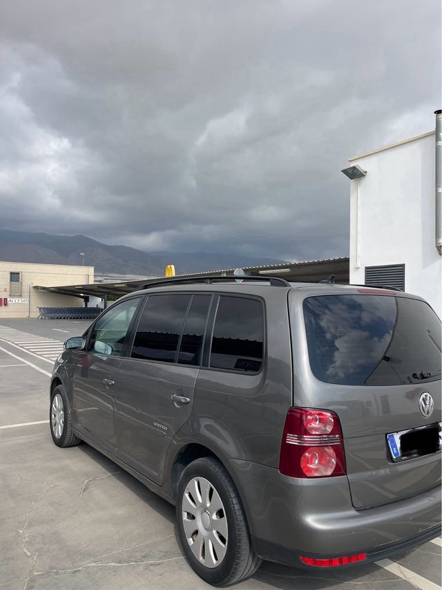 Volkswagen Touran 2009