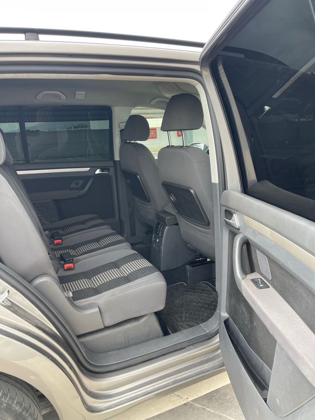 Volkswagen Touran 2009