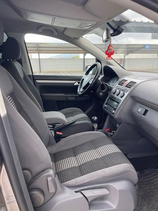 Volkswagen Touran 2009