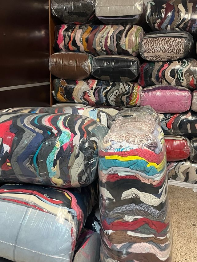 Lote Ropa Vintage por Kg