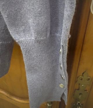Jersey gris cuello alto