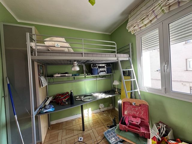 Litera con escritorio