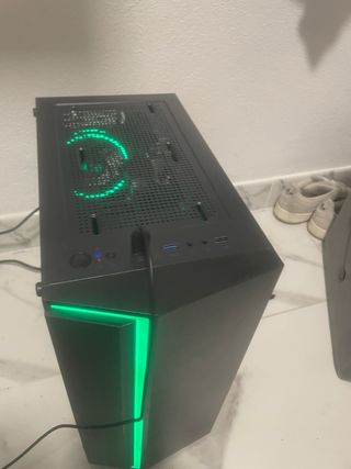 Ordenador Gamer Neo-PC Ryzen 3 3200G