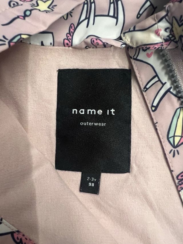 Chaqueta Name It Unicornios Talla 2-3 años