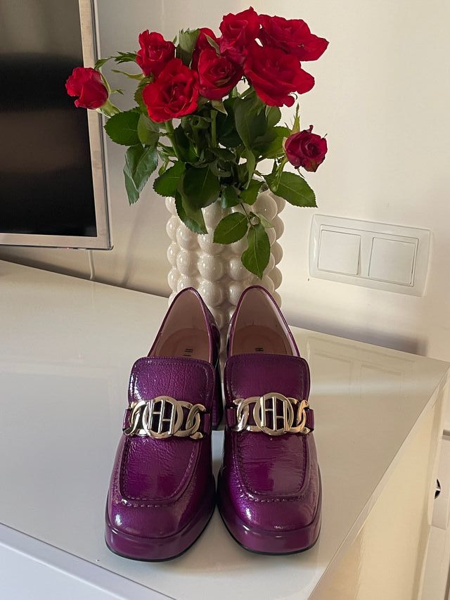 Zapatos Hispanitas Talla 39 Morado y Dorado