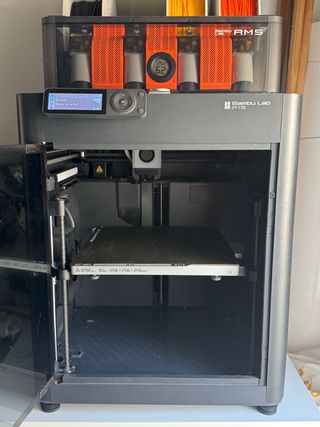 Impresora 3D Bambu Lab P1S con AMS
