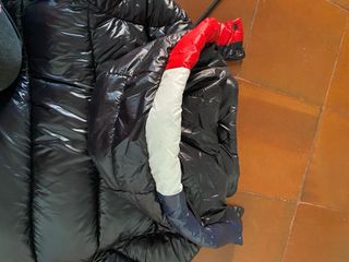 Abrigo Moncler Negro Multicolor