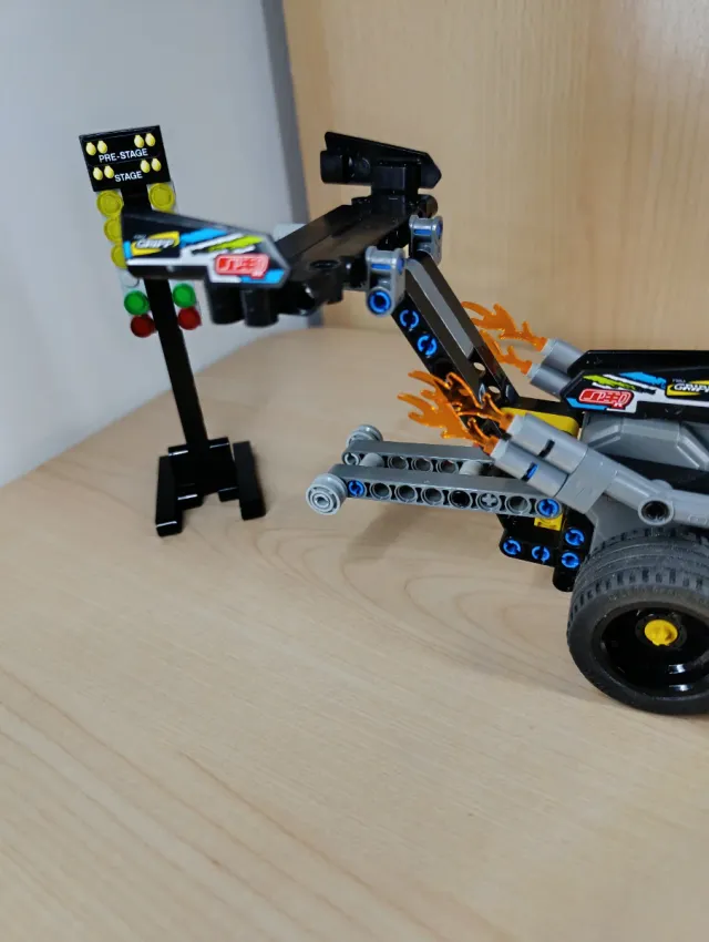 LEGO Technic 42103 Dragster Hot Rod