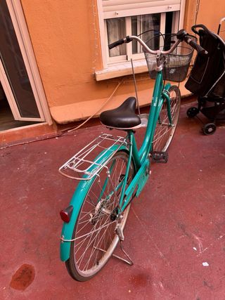 Bicicleta Mujer 26 Celeste muy elegante