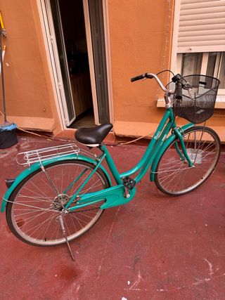 Bicicleta Mujer 26 Celeste muy elegante