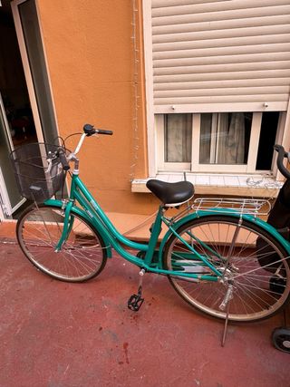 Bicicleta Mujer 26 Celeste muy elegante