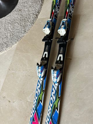 Esquís Nórdicos con fijaciones Marker
