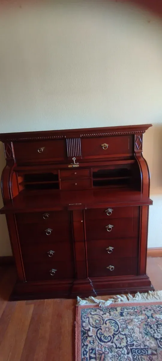 Escritorio sinfonier de madera