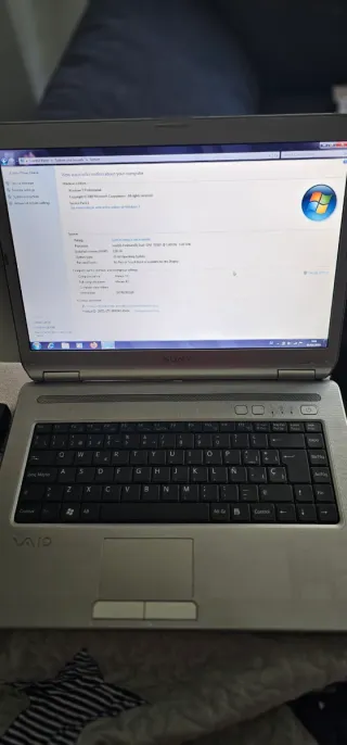 Portátil SONY VAIO Plata y Negro